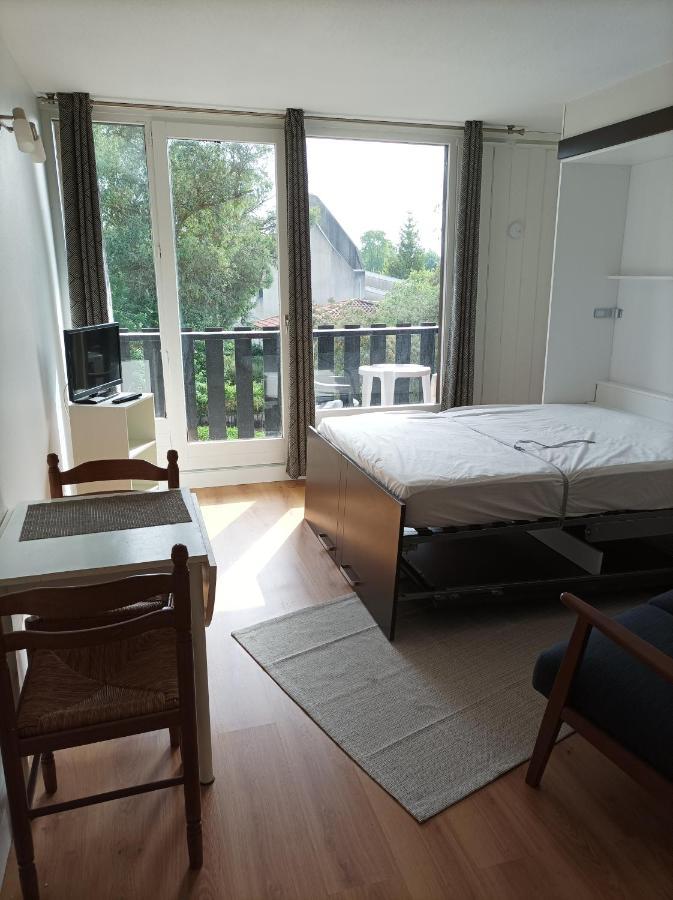 Apartament Studio Tout Confort Au Bord Du Lac D'Estey Dax Zewnętrze zdjęcie